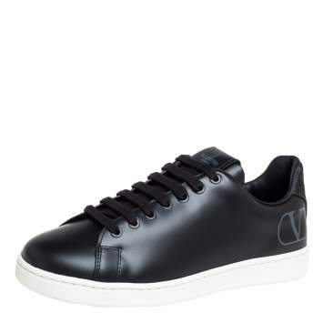 Pre Owned Valentino Black Leather V Logo Low Top Sneakers Size 39