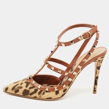 Pre Owned Valentino Beige/Brown Leather and Canvas Rockstud Pumps Size 40.5