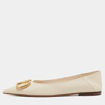 Pre Owned Valentino Ivory Leather VLogo Ballet Flats Size 37