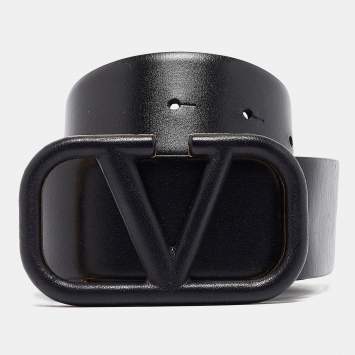 Pre Owned Valentino Black Leather VLogo Waist Belt 85CM
