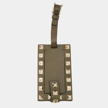 Pre Owned Valentino Military Green Rockstud Leather Luggage Tag