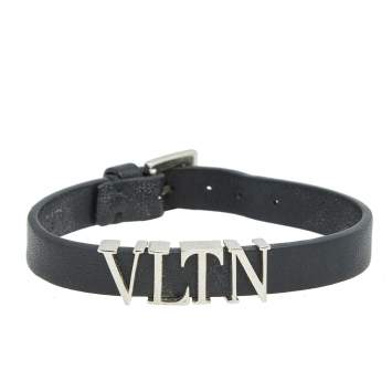 Pre Owned Valentino Garavani Ruthenium Silver Tone Metal and Black Leather Bracelet