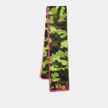 Pre Owned Valentino Green Camo Print Cotton Scarf
