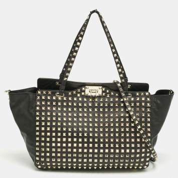 Pre Owned Valentino Black Leather Medium Rockstud Studded Trapeze Tote