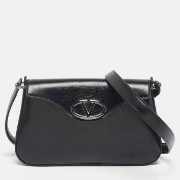 Pre Owned Valentino Black Leather The Bold VLogo Shoulder Bag
