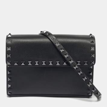 Pre Owned Valentino Black Leather Rockstud Flap Crossbody Bag