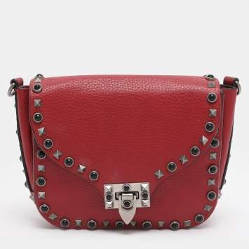 مملوكة مسبقًا Valentino Rolling Rockstud Red Leather Shoulder Bag
