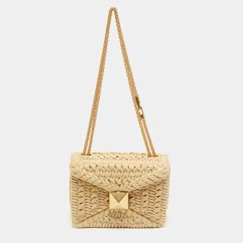 مملوكة مسبقًا Valentino One Stud Beige Raffia Shoulder Bag