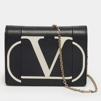 مملوكة مسبقًا Valentino Black/White Leather VLOGO Inlay Chain Crossbody Bag