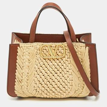 مملوكة مسبقًا حقيبة فالنتينو في لوجو سيجنتشر صغيرة بني/طبيعية قش وجلد