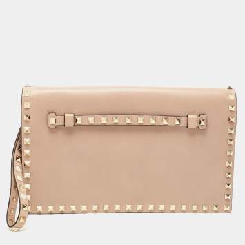 Pre Owned Valentino Beige Leather Rockstud Wristlet Clutch 