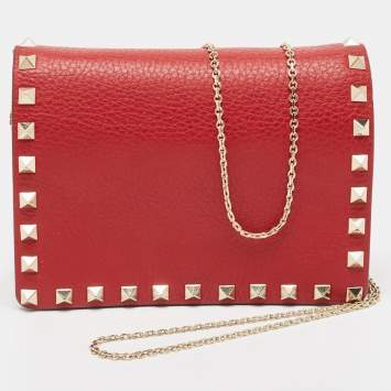Pre Owned Valentino Red Leather Rockstud Chain Clutch