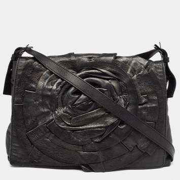Pre Owned Valentino Black Leather Petale Rose Crossbody Bag