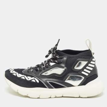Pre Owned Valentino Black Suede and Leather Rockstud Sneakers Size 41