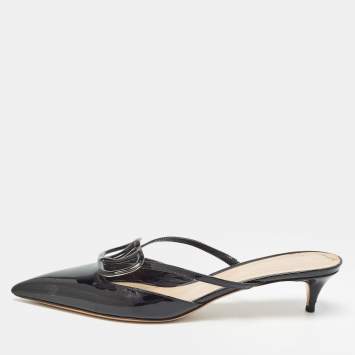 Pre Owned Valentino Black Patent Leather Escape V logo Sandals Size 40