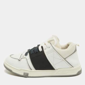Pre Owned Valentino White/Black Leather Rockstud Low Top Sneakers Size 42