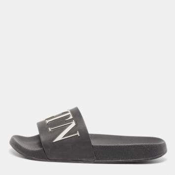 Pre Owned Valentino Black Rubber VLTN Flat Slides Size 38