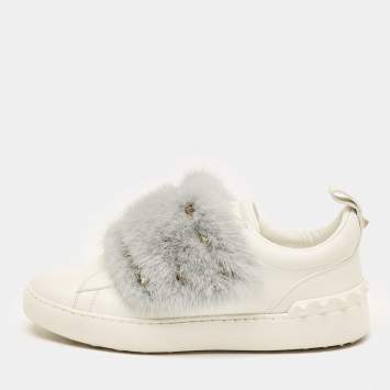 Pre Owned Valentino White Leather and Mink Fur Rockstud Low Top Sneakers Size 37.5