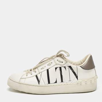 Pre Owned Valentino White Leather Rockstud Low Top Sneakers Size 37