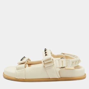 Pre Owned Valentino Cream Leather Rockstud Flat Sandals Size 36.5
