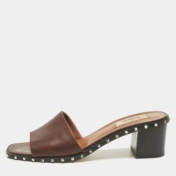 Pre Owned Valentino Brown Leather Rockstud Open Toe Slide Sandals Size 38