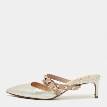Pre Owned Valentino Beige/Silver Leather and Leather Rockstud Mules Size 37