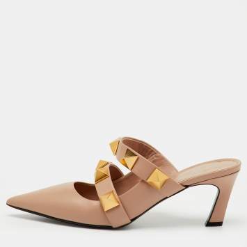 Pre Owned Valentino Beige Leather Roman Stud Pointed Toe Mules Size 39.5