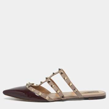Pre Owned Valentino Rockstud Size 38.5 Burgundy Patent and Leather Flat Mules