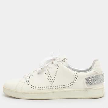 Pre Owned Valentino Backnet Rockstud Size 38 White Perforated Leather Low Top Sneakers 