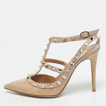 مملوكة مسبقًا Valentino Rockstud Size 37.5 Beige Leather And Patent Ankle Strap Pumps