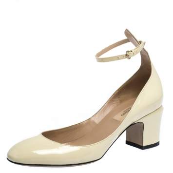 Pre Owned Valentino Cream Patent Leather Tango Ankle Strap Pumps Size 37