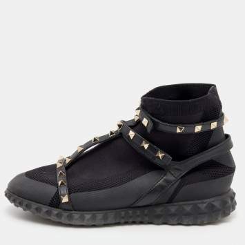 مملوكة مسبقًا Valentino Black Knit Fabric and Leather Rockstud Bodytech High Top Sneakers Size 39.5