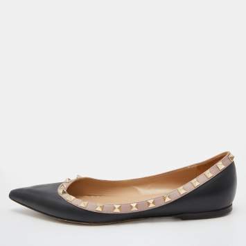 Pre Owned Valentino Black/Beige Leather Rockstud Pointed Toe Ballet Flats Size 39