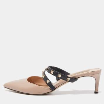 Pre Owned Valentino Beige Leather Rockstud  Mules Size 39