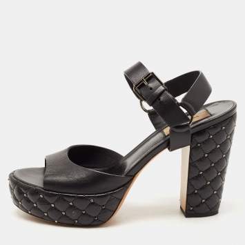 Pre Owned Valentino Black Leather Rockstud  Ankle Strap Sandals Size 38.5