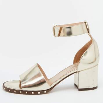 Pre Owned Valentino Gold Patent Leather Soul Rockstud Ankle Strap Block Heel Sandals Size 38