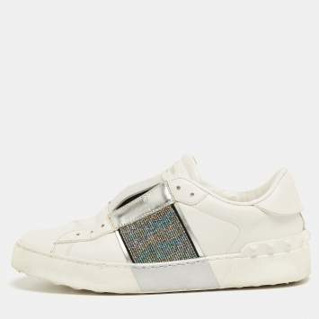مملوكة مسبقًا Valentino White/Silver Leather Rockstud Slip On Sneakers Size 36