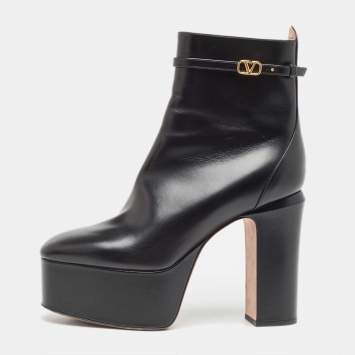 Pre Owned Valentino Black Leather Tango Ankle Boots Size 37.5