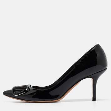 Pre Owned Valentino Black Patent Escape V logo Pumps Size 35.5