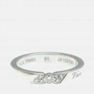 Van Cleef & Arpels Signature Diamond Platinum Ring  EU 51