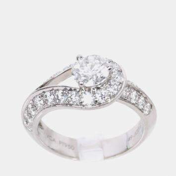 مملوكة مسبقًا Van Cleef & Arpels Platinum 'Couture Solitaire' 0.70cwt Diamond Ring Size 49