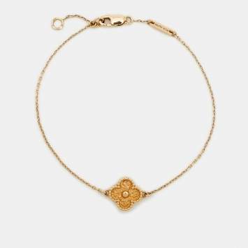 مملوكة مسبقًا Van Cleef & Arpels Sweet Alhambra Hammered 18k Rose Gold Bracelet