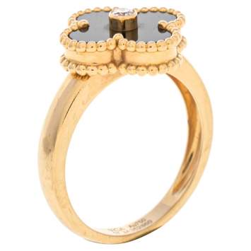 Pre Owned Van Cleef & Arpels Vintage Alhambra Diamond Onyx 18K Yellow Gold Ring Size 57
