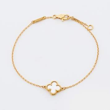 Pre Owned Van Cleef & Arpels Sweet Alhambra Mother of Pearl 18k Yellow Gold Bracelet