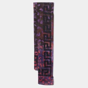 مملوكة مسبقًا Versace Purple Grecca Leopard Print Wool & Silk Scarf