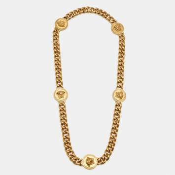 مملوكة مسبقًا Versace Medusa Gold Tone Neckalce