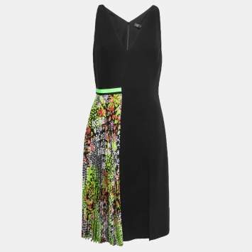 Pre Owned Versace Black/Green Printed Silk Pleat Detail Sleeveless Midi Dress M