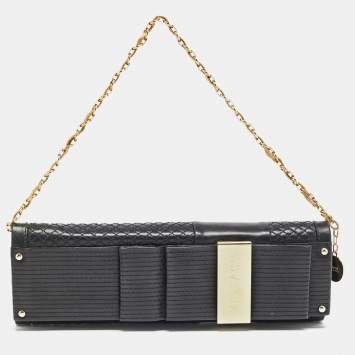 Pre Owned Versace Black Quilted Leather Medallion Chain Clutch