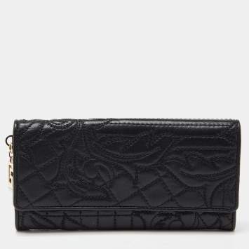 Pre Owned Versace Black Quilted Leather Flap Continental Wallet