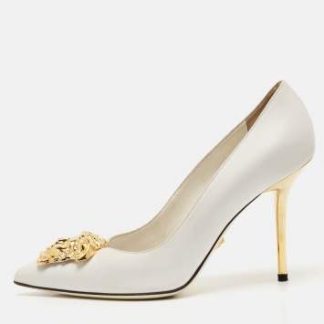 Pre Owned Versace White Leather Medusa Pointed Toe Pumps Size 36.5